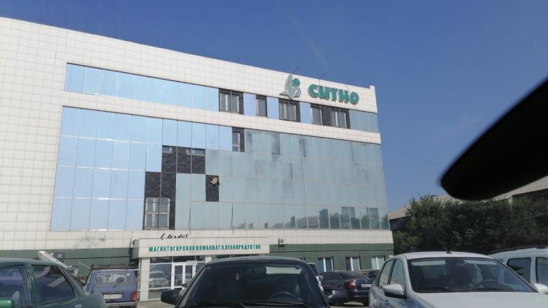 Демонтаж/монтаж стеклянных конструкций с переклейкой пленки